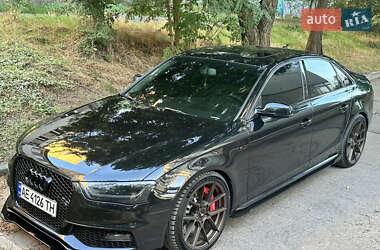 Седан Audi A4 2014 в Дніпрі
