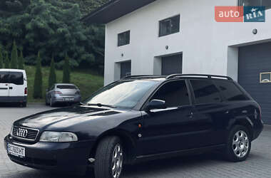 Универсал Audi A4 1996 в 