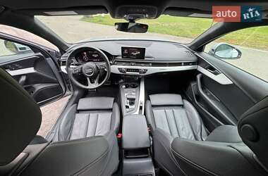 Седан Audi A4 2018 в 