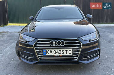 Седан Audi A4 2018 в 