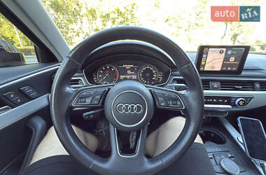 Седан Audi A4 2018 в 