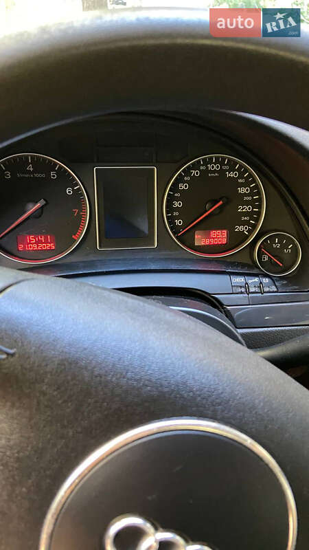 Седан Audi A4 2001 в Киеве
