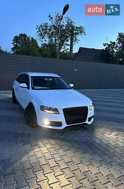 Универсал Audi A4 2011 в 