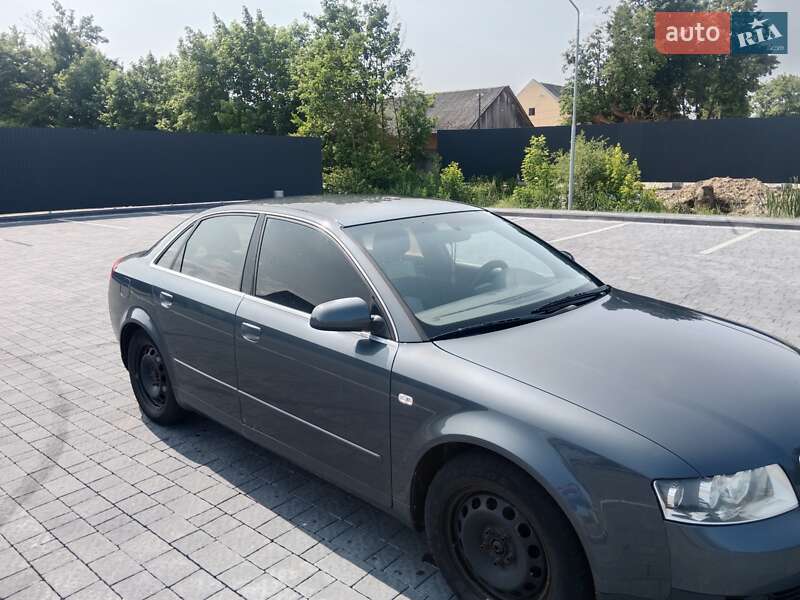 Седан Audi A4 2001 в Львові
