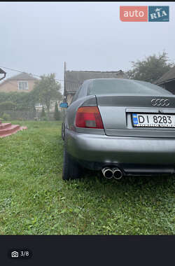 Седан Audi A4 1995 в 