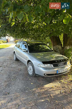 Универсал Audi A4 1998 в 