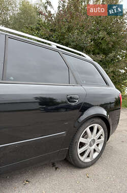Универсал Audi A4 2003 в 