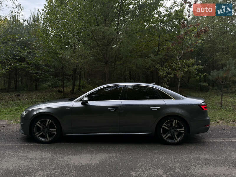 Седан Audi A4 2017 в Луцке