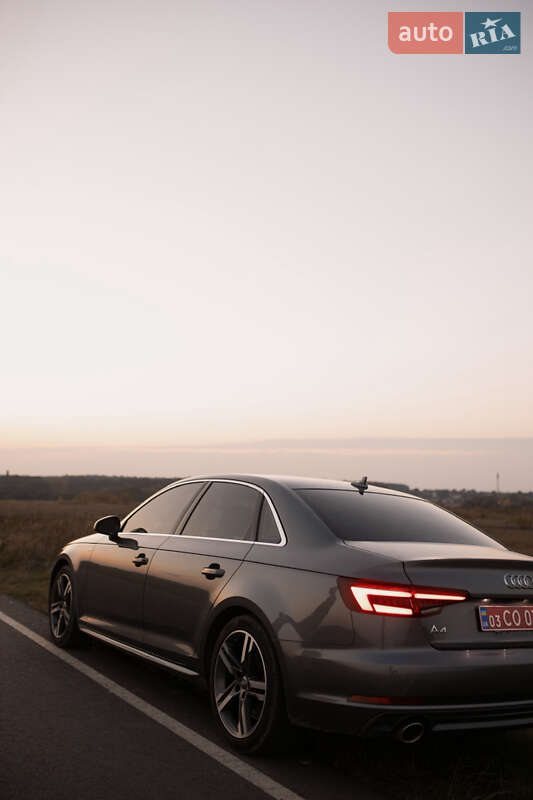 Седан Audi A4 2017 в Луцке