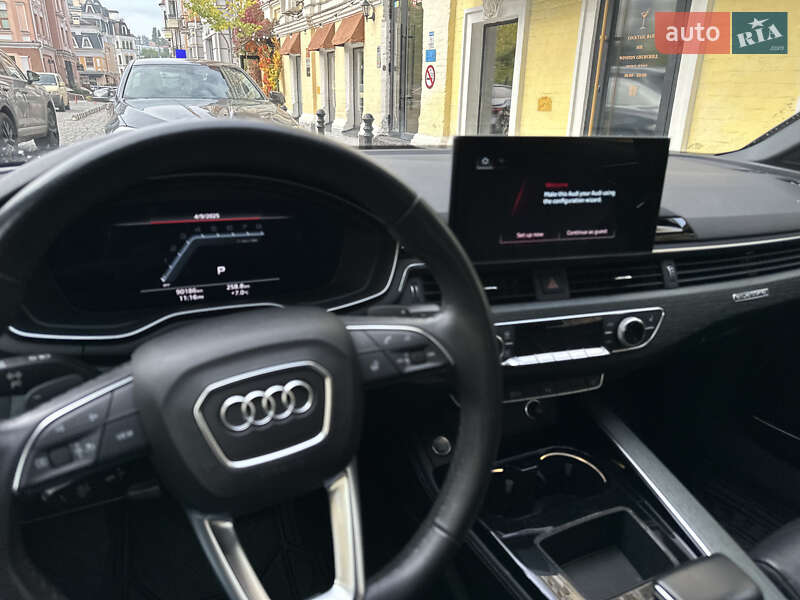 Седан Audi A4 2022 в Киеве