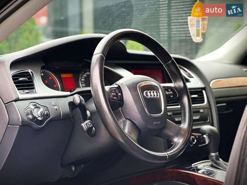 Седан Audi A4 2008 в Киеве