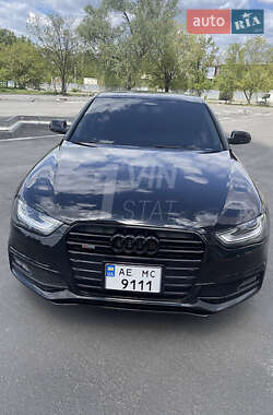 Седан Audi A4 2015 в Кривому Розі