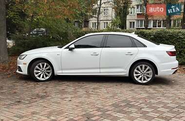Седан Audi A4 2018 в 