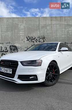 Седан Audi A4 2014 в Львове