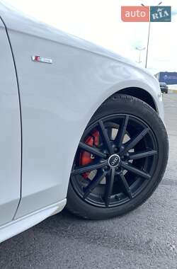 Седан Audi A4 2014 в 