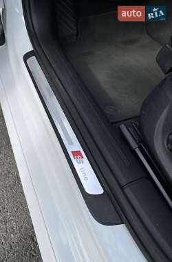 Седан Audi A4 2014 в 