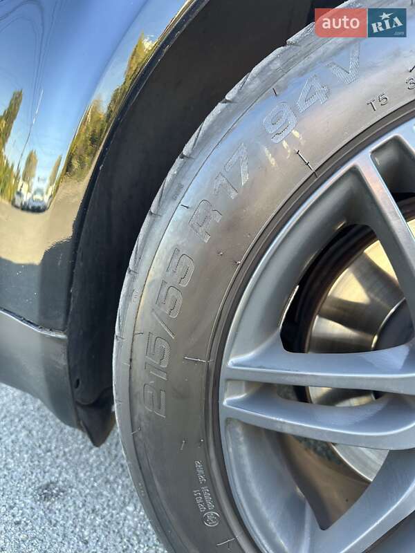 Седан Audi A4 2004 в Вышгороде