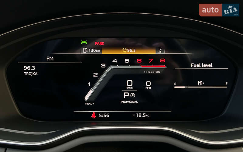 Седан Audi A4 2022 в Львове
