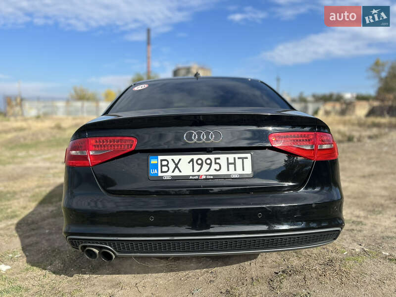 Седан Audi A4 2013 в Николаеве