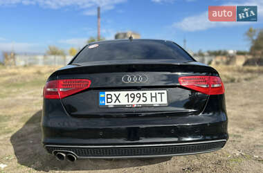 Седан Audi A4 2013 в 