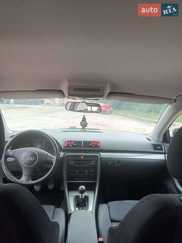 Универсал Audi A4 2002 в Городке