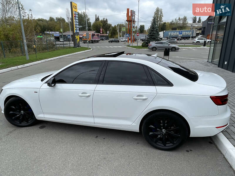 Седан Audi A4 2017 в 