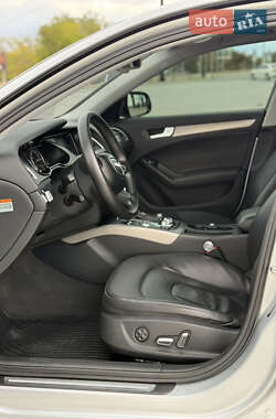 Седан Audi A4 2013 в 