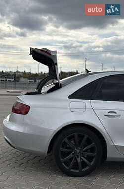 Седан Audi A4 2013 в 