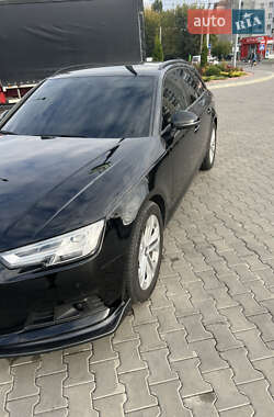 Універсал Audi A4 2019 в 