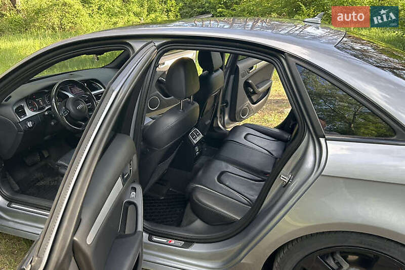 Седан Audi A4 2015 в Киеве фото 23 Седан Audi A4 2015 в Киеве