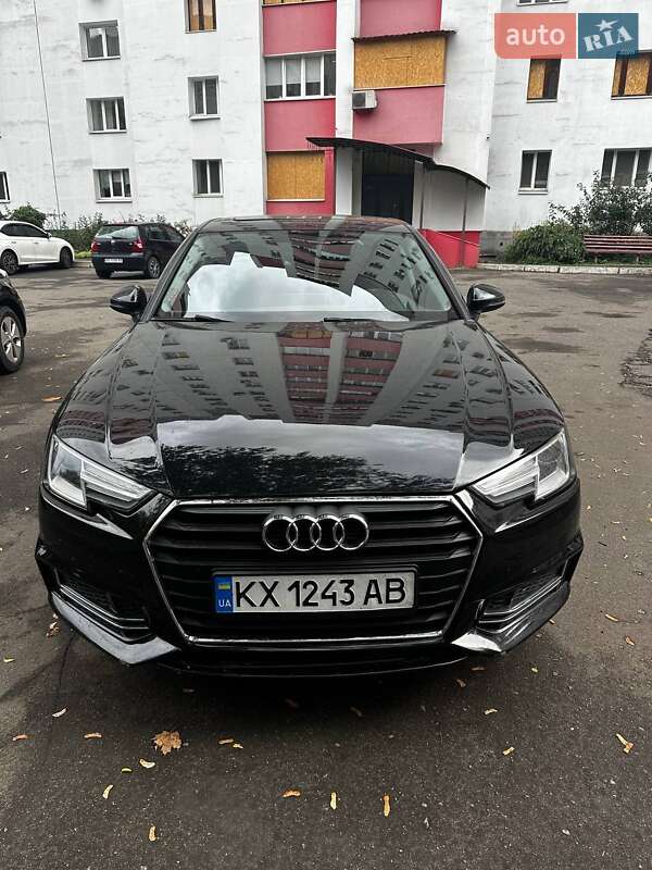 Седан Audi A4 2016 в Харькове
