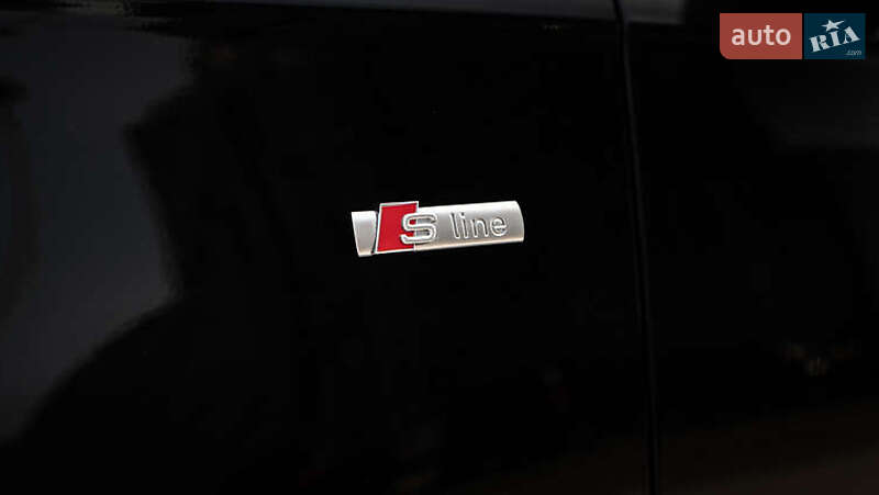 Седан Audi A4 2015 в Киеве