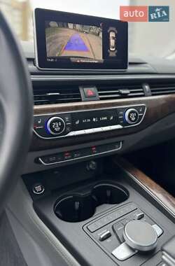 Седан Audi A4 2019 в 