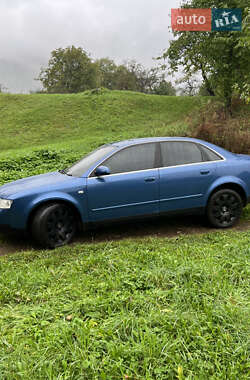 Седан Audi A4 2000 в 