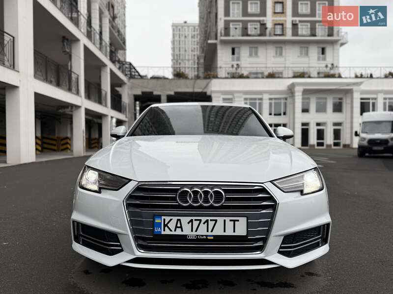 Седан Audi A4 2017 в Киеве