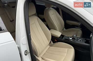 Седан Audi A4 2017 в 