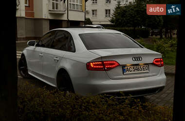 Седан Audi A4 2012 в 