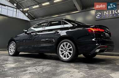 Седан Audi A4 2023 в 