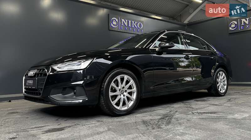 Седан Audi A4 2020 в Киеве