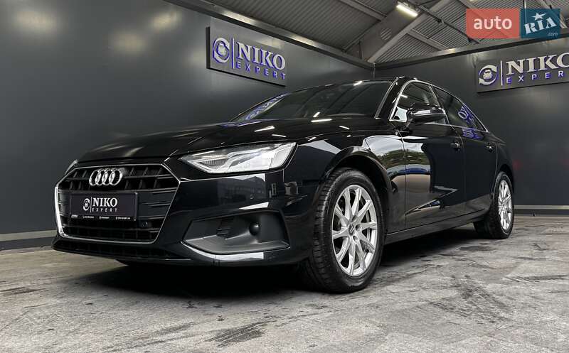 Седан Audi A4 2020 в Киеве