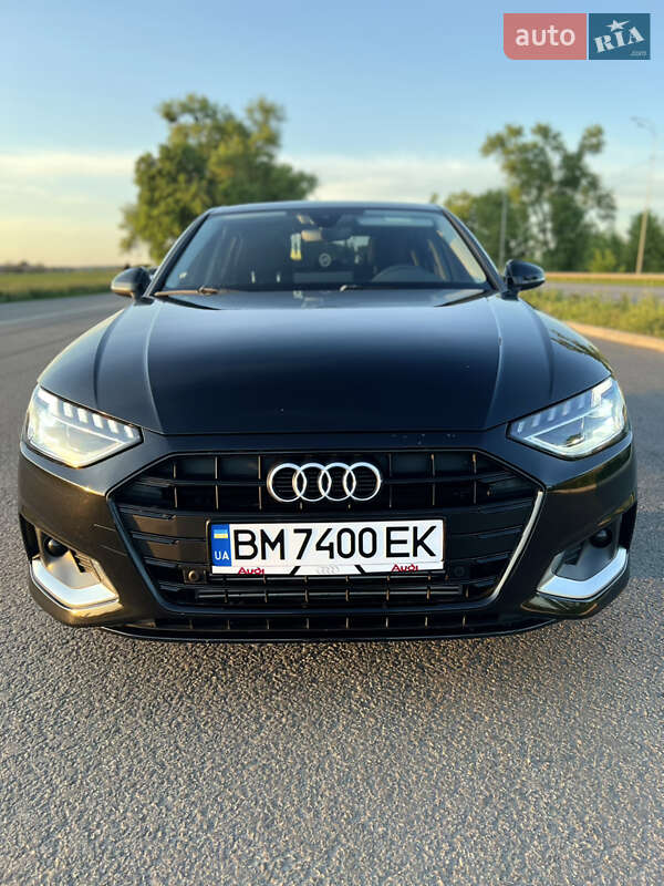 Седан Audi A4 2020 в Киеве