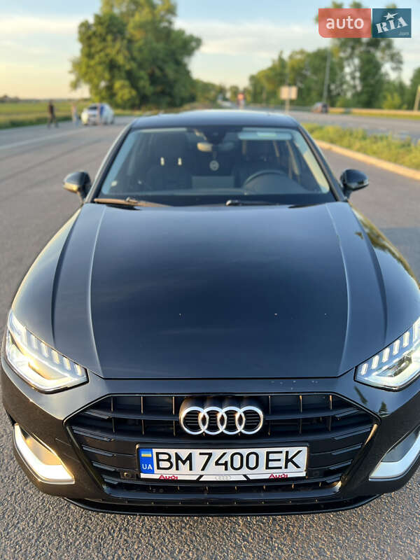 Седан Audi A4 2020 в Киеве