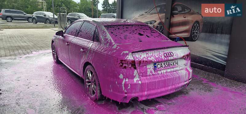 Седан Audi A4 2017 в Умани