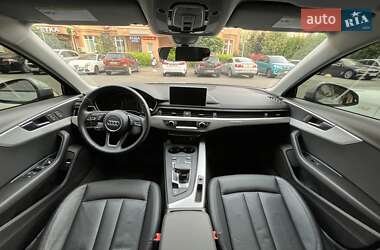 Седан Audi A4 2016 в 