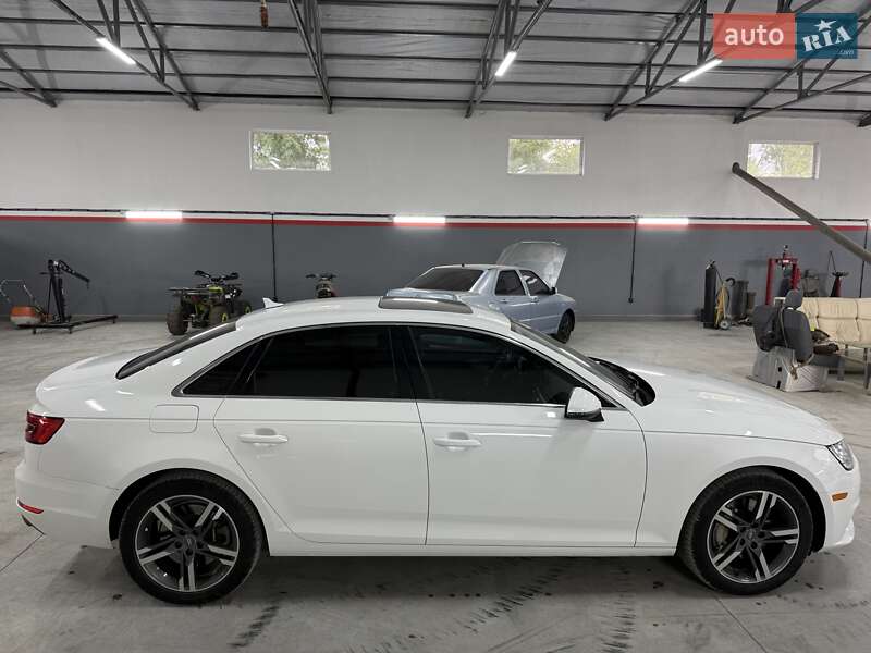Седан Audi A4 2017 в Любомле