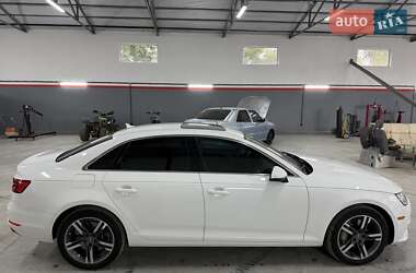 Седан Audi A4 2017 в 