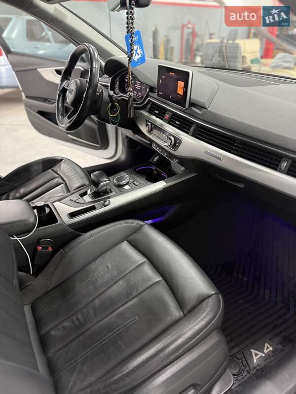 Седан Audi A4 2017 в Любомле