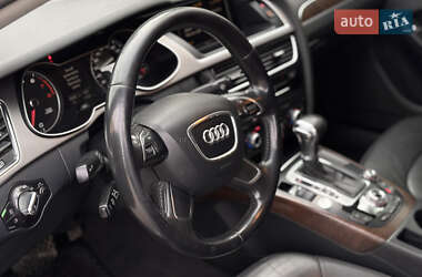 Седан Audi A4 2013 в 