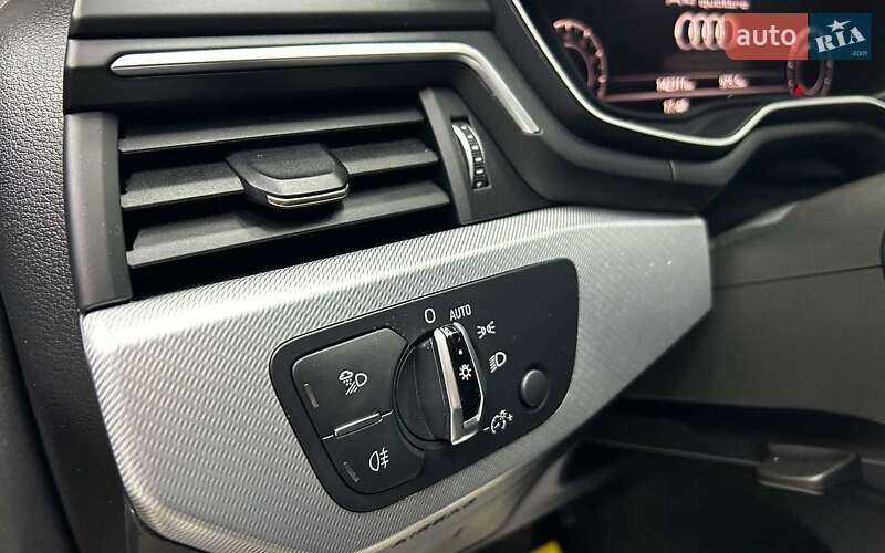 Седан Audi A4 2015 в Черновцах