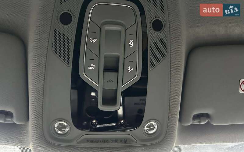 Седан Audi A4 2015 в Черновцах